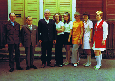 Siikaisten kunnan luottamushenkilöitä ja kunnaviraston työntekijöitä 1971, Kuva Seija Unto